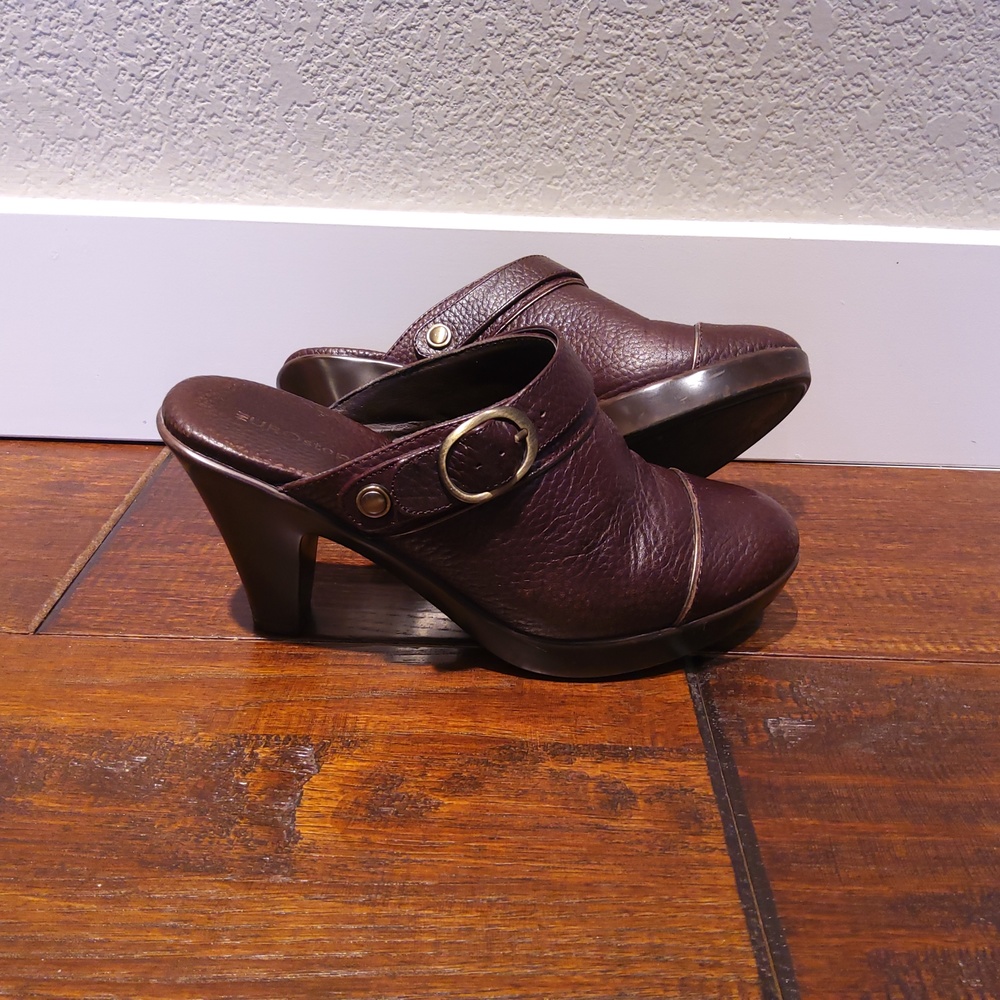Eurostep dark brown mules size 6.5 buckle detail